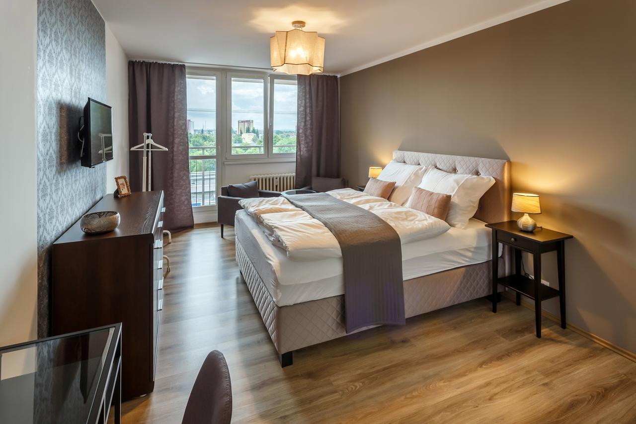 Golden Apartments Острава Экстерьер фото